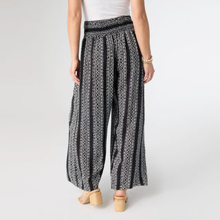 Stella Printed Crop Pant - Black/White