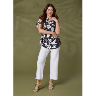 Jackie V-Neck Floral Printed Top - Black/White