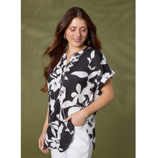 Jackie V-Neck Floral Printed Top - Black/White