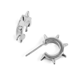 Ship Wheel Stud - Silver